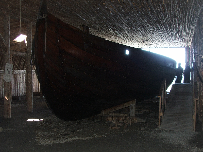 NFLD_drive_to_and-viking_settlement 907.jpg